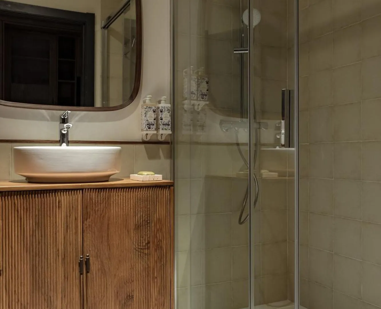 Aparthotel Batimont Suites & Apartments Bilbao