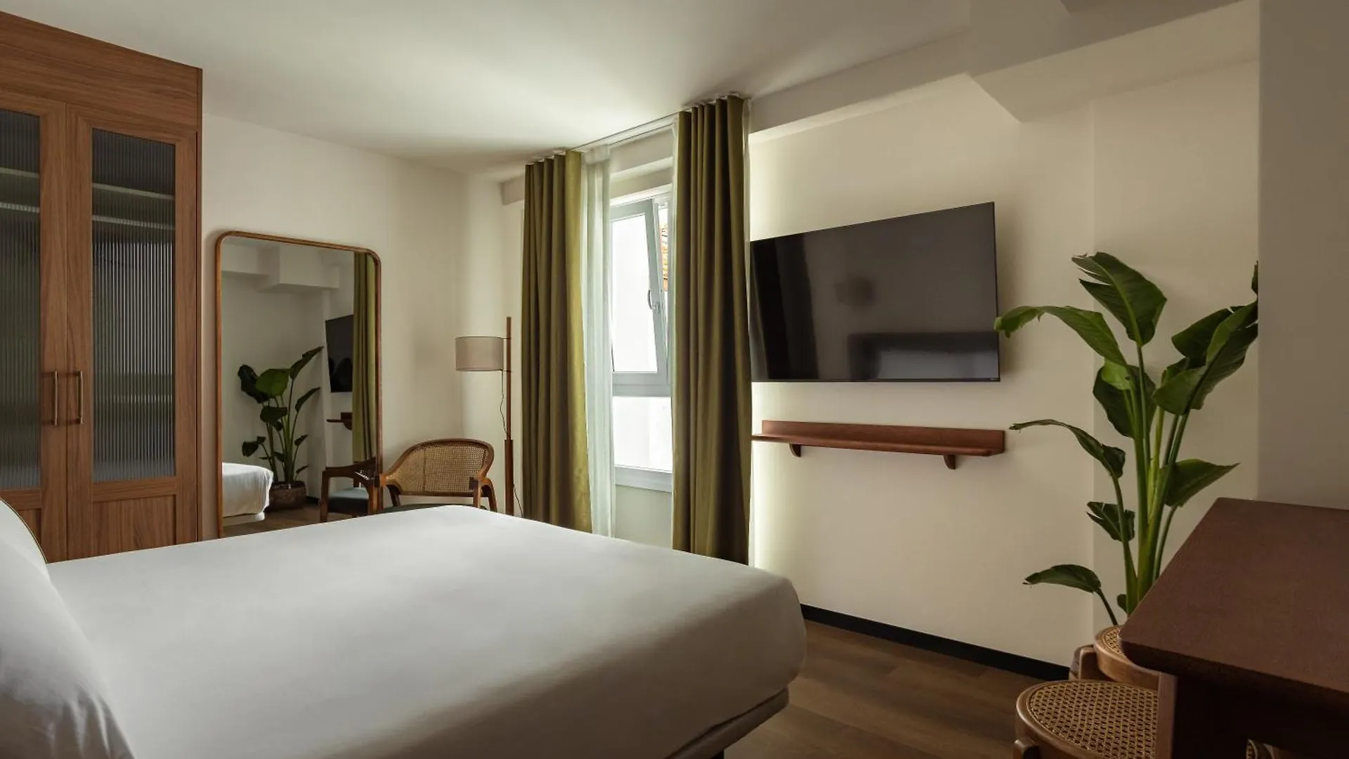 Aparthotel Batimont Suites & Apartments Bilbao Spain